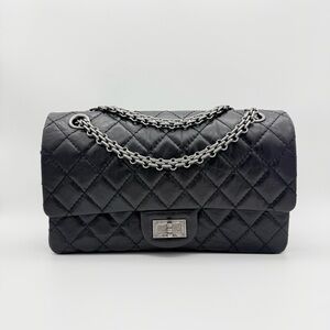 Chanel reissue 2.25 Black Aged Clafskin Ruthenium Hardware Very Good Condition